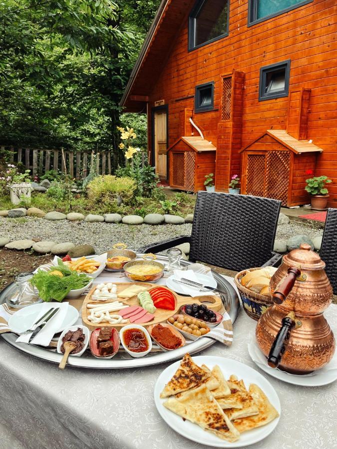 Kiana Bungalov Bed & Breakfast Ardesen Bagian luar foto