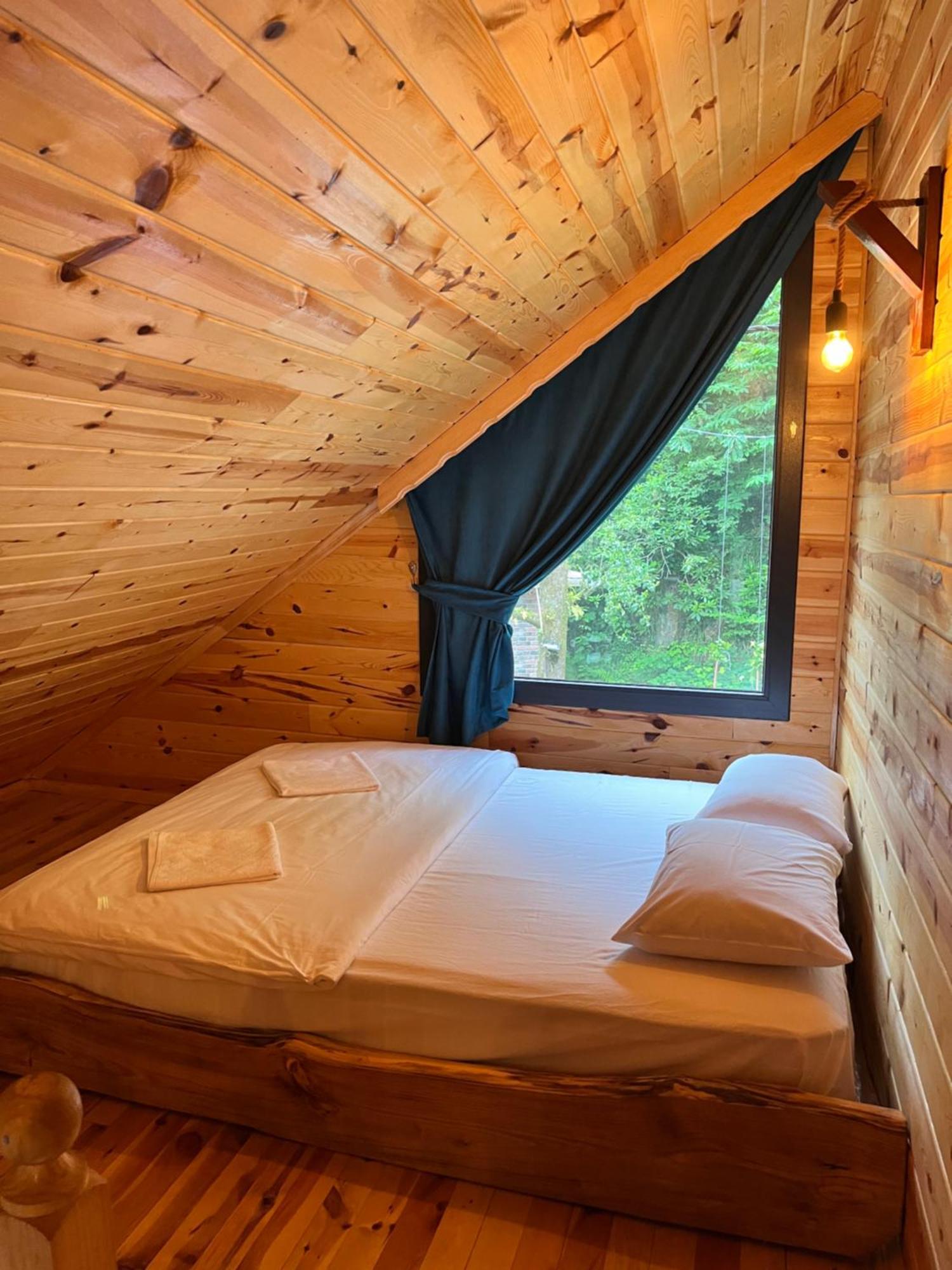 Kiana Bungalov Bed & Breakfast Ardesen Ruang foto
